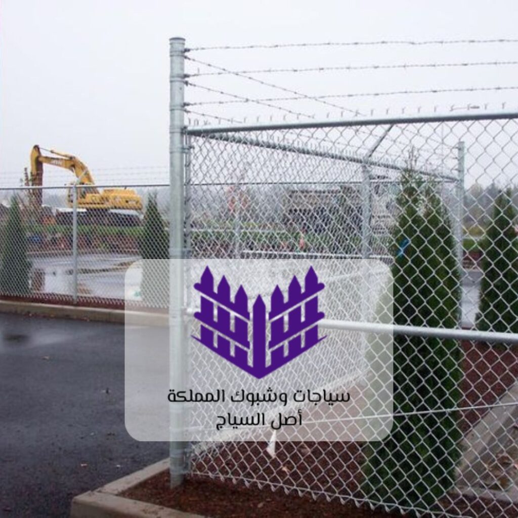 شبوك حديدة دافئة لحديقة سكنية